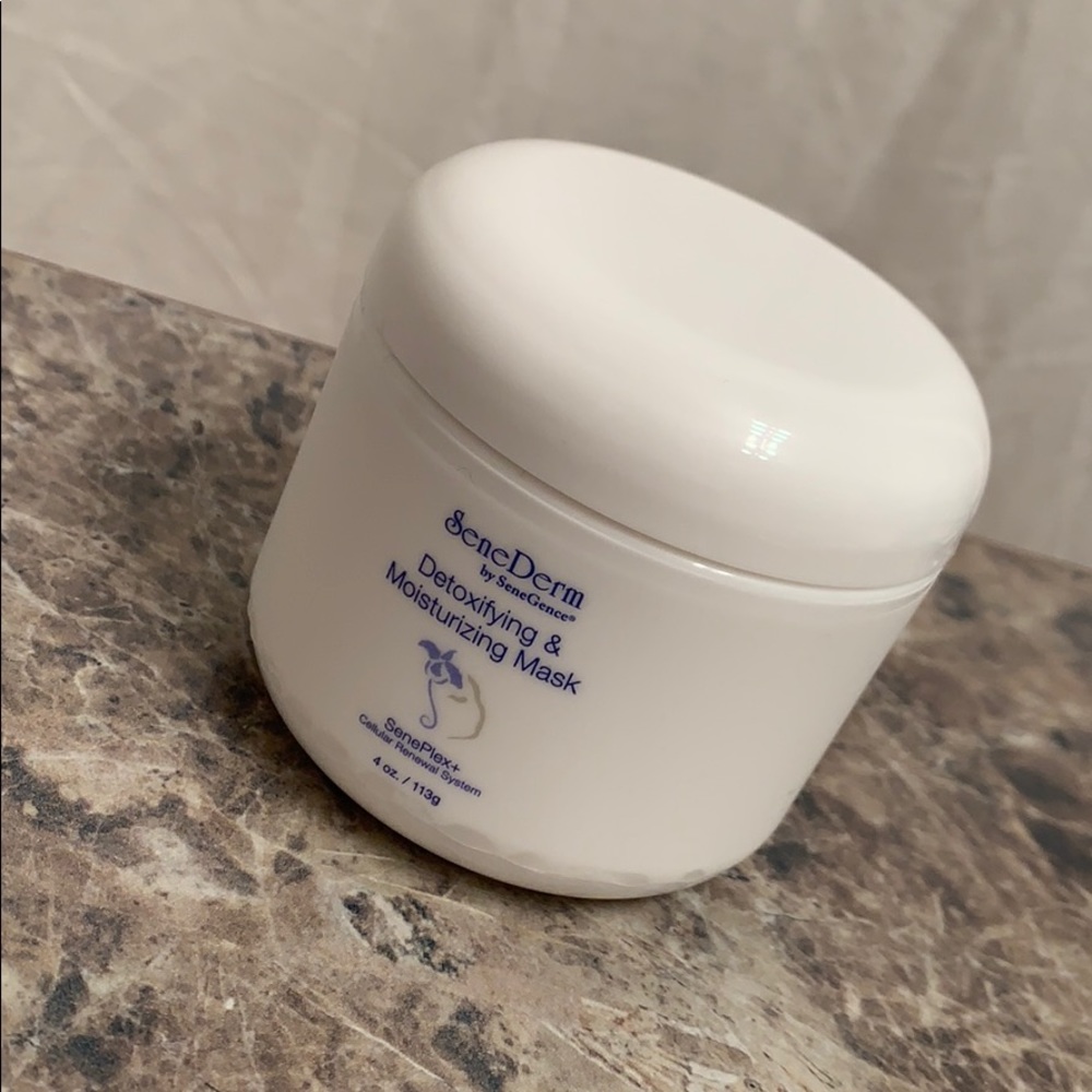 COPY - Senegence detoxifying and moisturizing mask